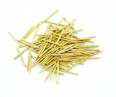 Clavos de latón sin cabeza